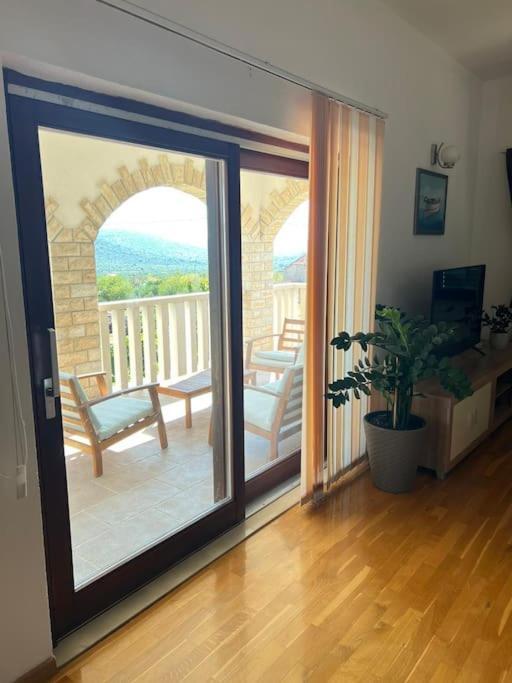 Apartment “snjezana”