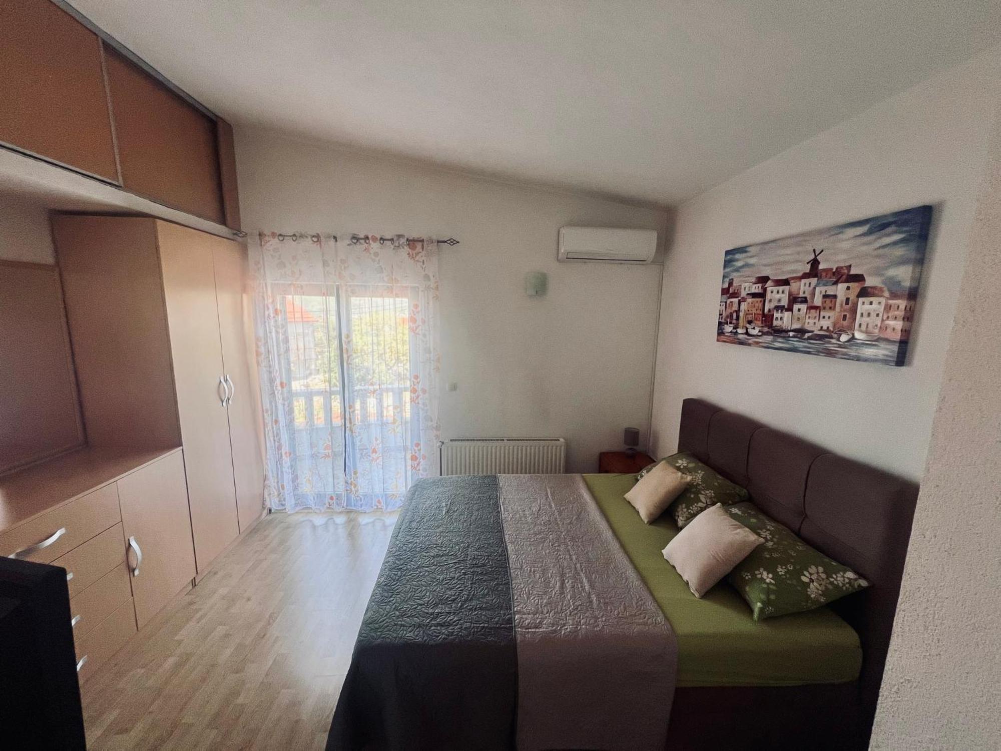 Apartment “snjezana”
